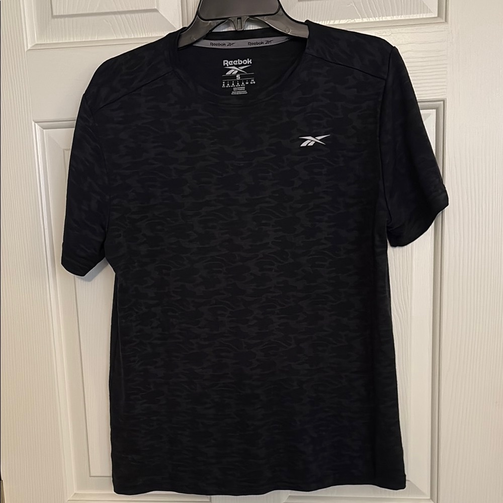 Reebok Men's Black T-Shirt